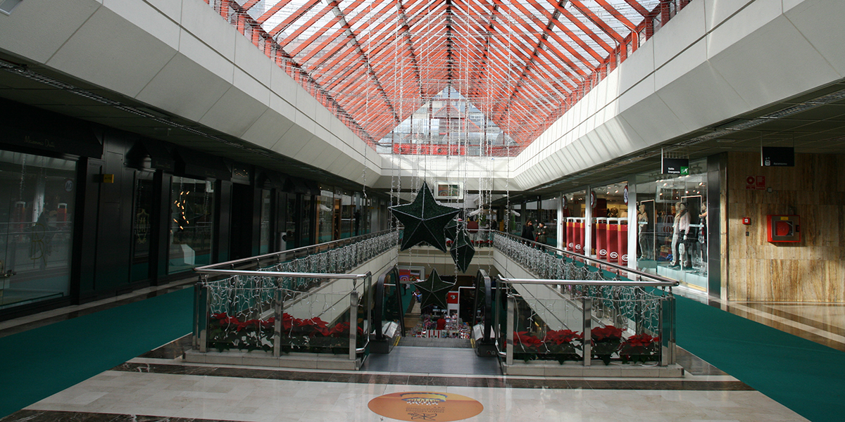 Centro Comercial Cuatro Caminos